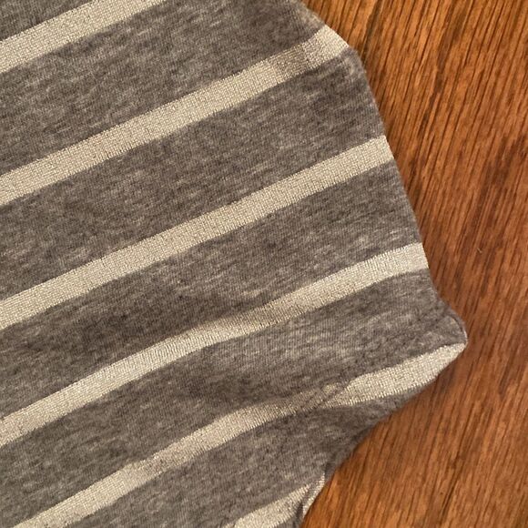 Gap size XS gray and silver T-shirt, the silver is sparkly. See picture. - Picture 2 of 6